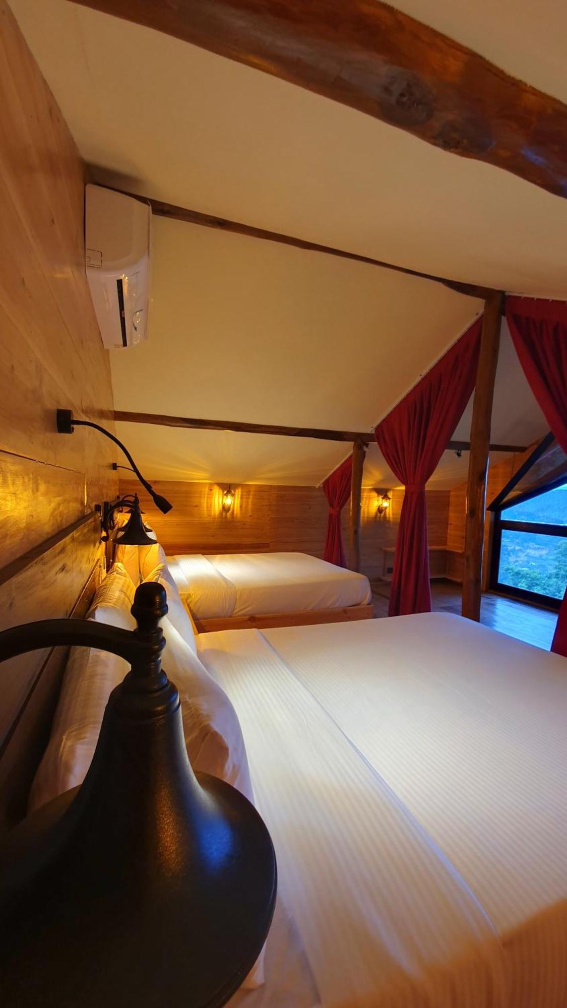 Guest Inn Avendra Ella Eksteriør billede